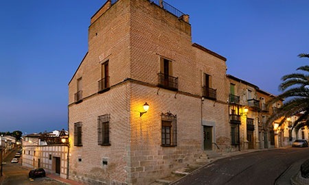 Fachada de la Bodega Alfonso Cuesta